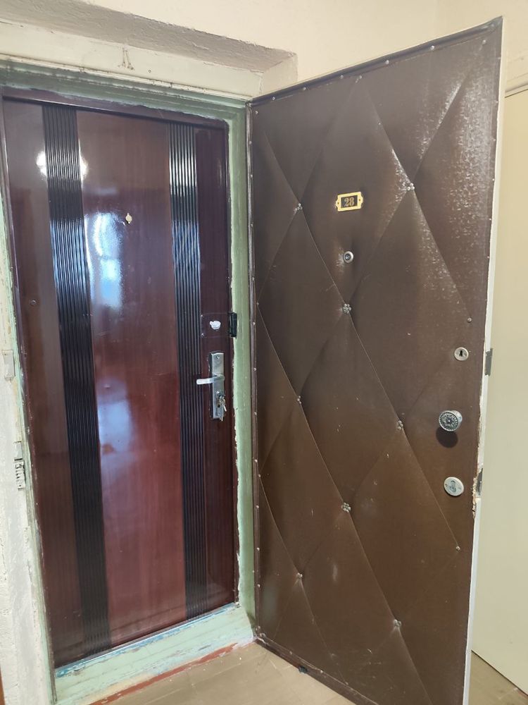 Продам 1к квартиру на О.Поля