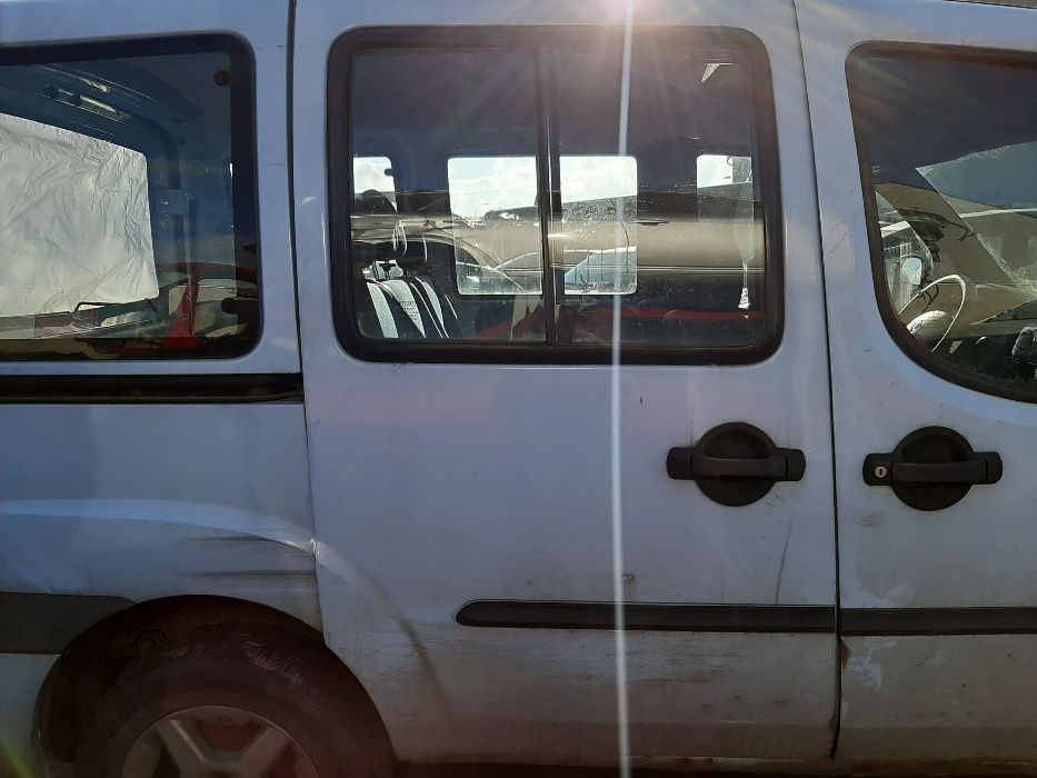 Fiat DOBLO 223, 1.9 2005r. Drzwi tylne