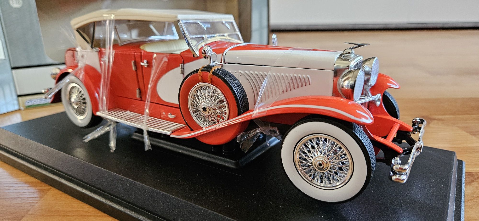 1:18 Greenlight Duesenberg II SJ