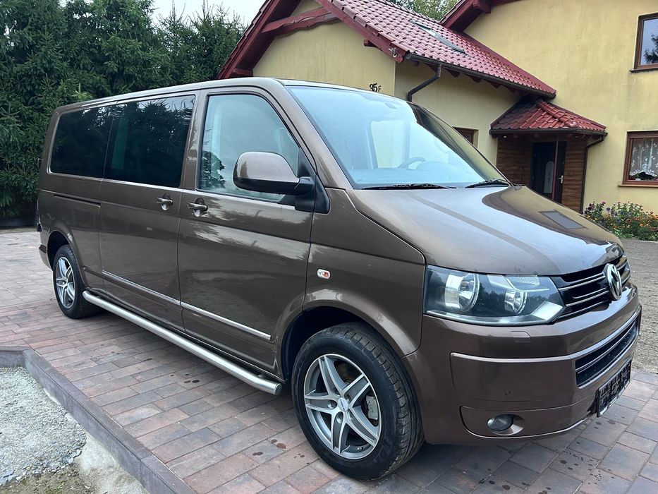 Volkswagen Transporter T5 /LIFT / 2.0 TDI / 2011 rok/ Long/ Automat DSG /  5 osobowa /