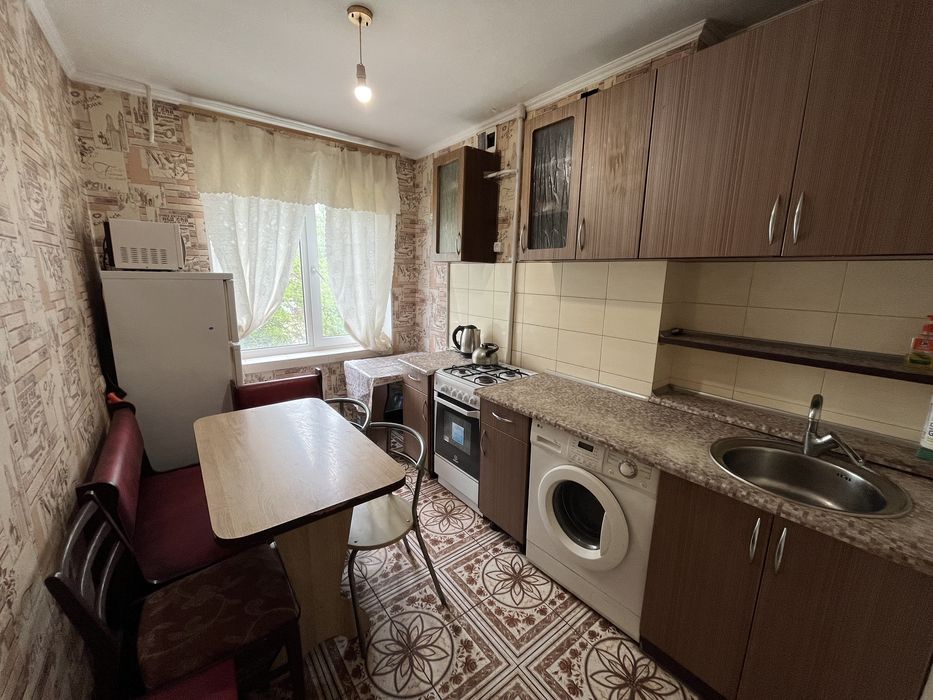 Оренда 3 кімнатної квартири в Центрі вул. Колодезна/ 3 Слобідська.