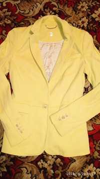 Піджак жіночий жовтий жакет