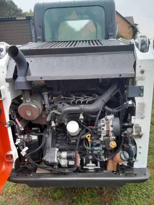 Продам навантажувач BOBCAT T450