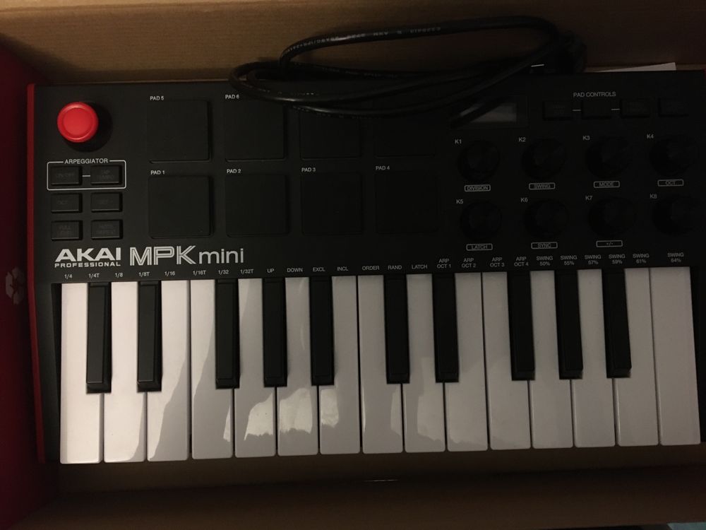 Sampler AKAI MPK mini