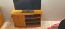Stolik pod telewizor