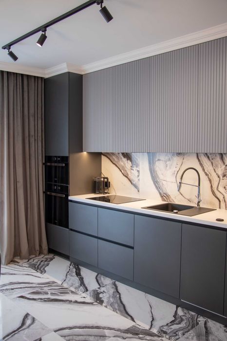 Апартаменти у центрі Львова для 4 осіб в новобудові з балконом