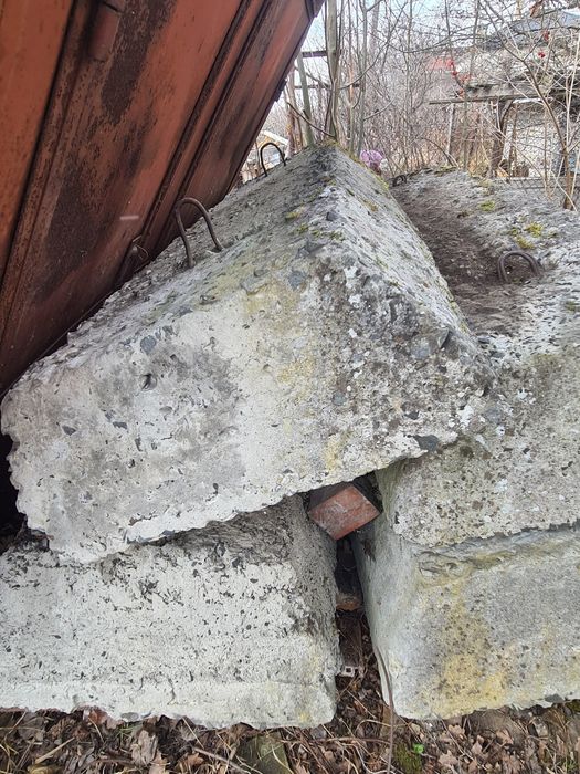 Блоки бетонні , трапеції