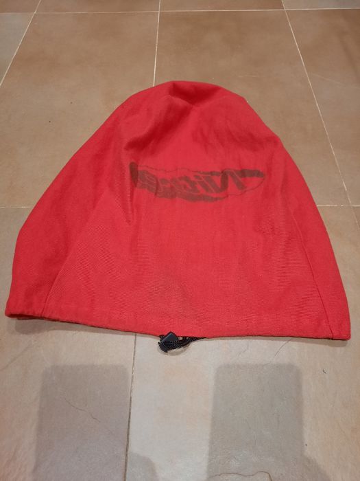 Saco para capaceta vermelho