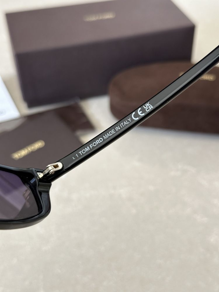 Окуляри TOM FORD Alejandro sunglasses