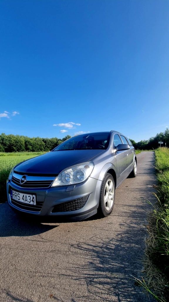 Sprzedam Opel Astra H 1.9 cdti