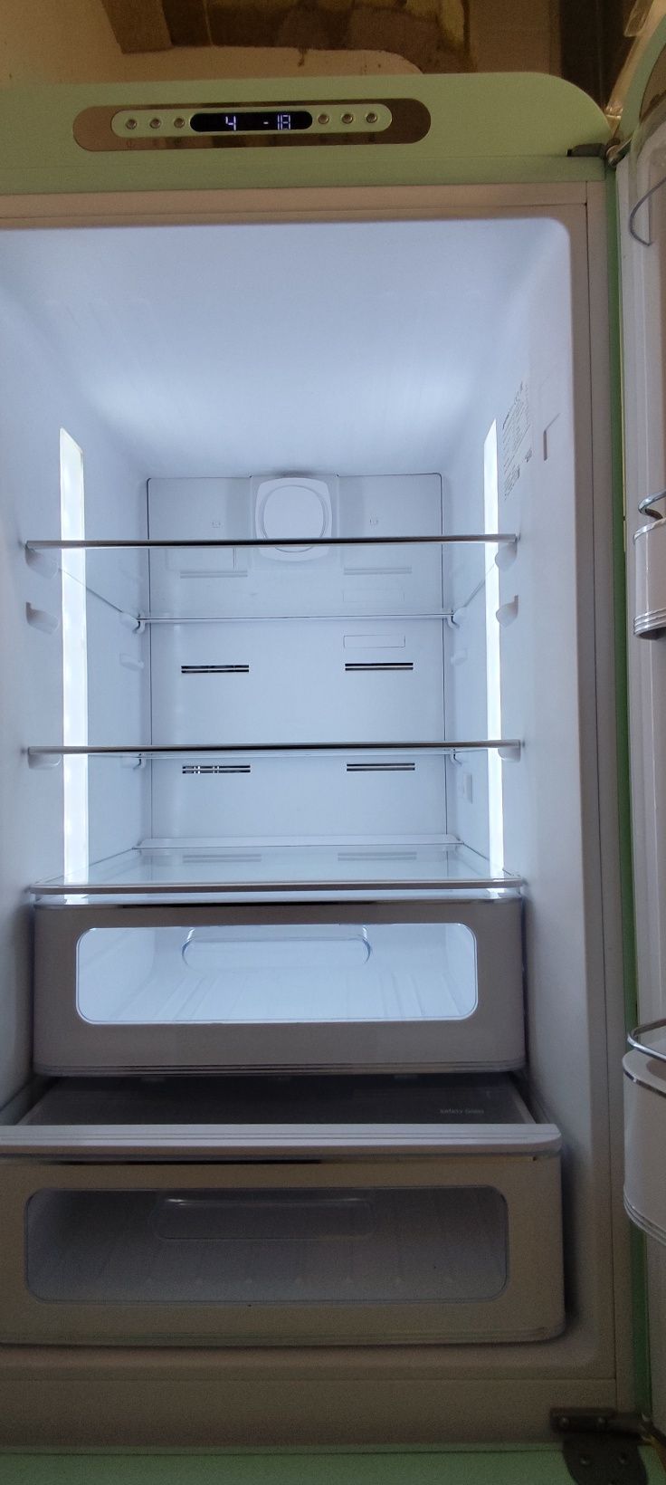 Chłodziarko-zamrażarka SMEG FAB32RPG5 miętowa/pastelowa zieleń