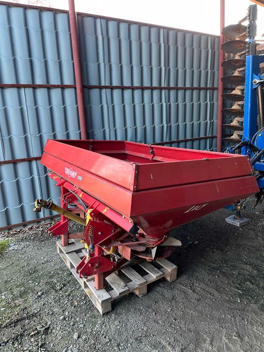 Rozsiewacz LELY Centerliner