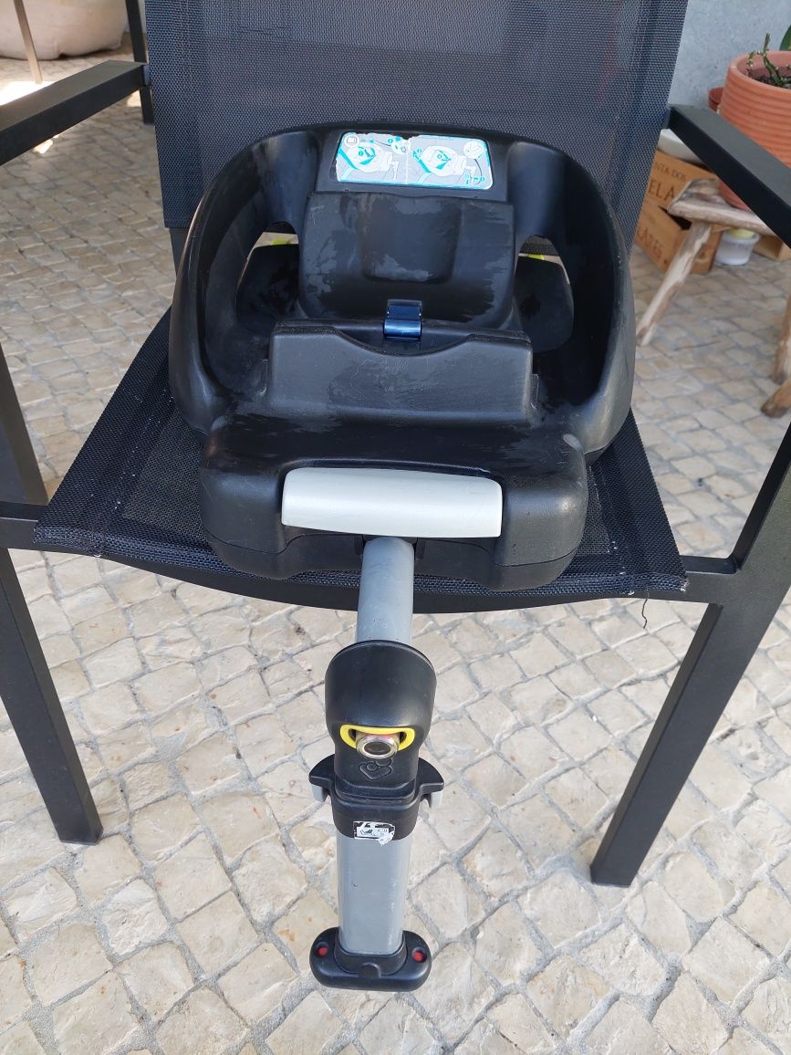 Isofix Maxi-cosi 
É um instrumento