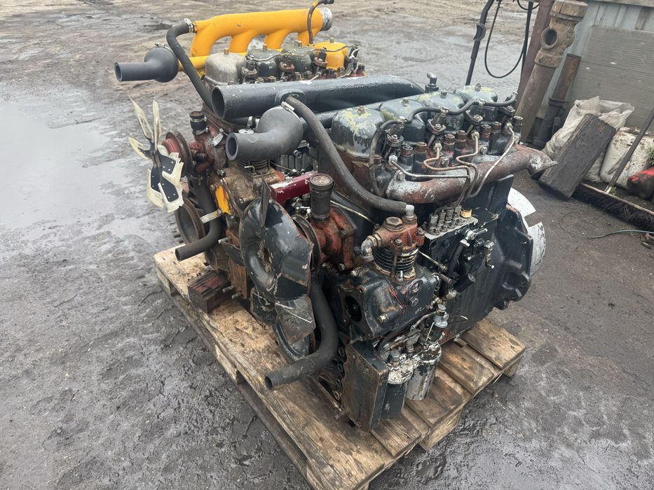 Silnik 4 cylindrowy Ursus Zetor 60 KM 64 KM C-360/7211/6211/5718/6011