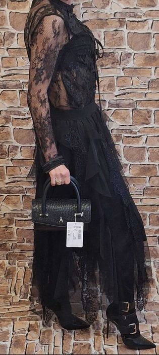 Wyjątkowo elegancki komplet na specjalne okazje w kolorze czarnym