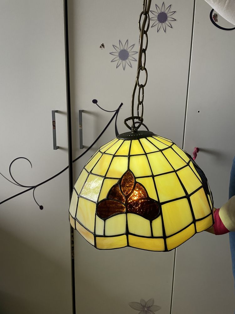 Lampa witrażowa wisząca vintage Tiffany