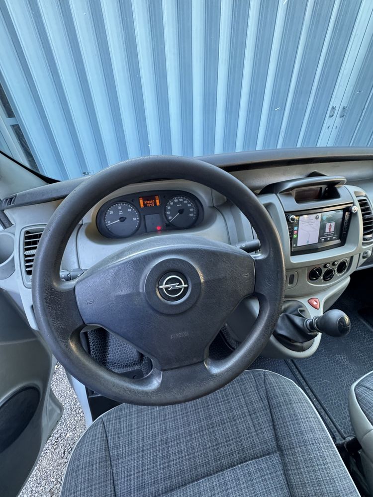 Opel Vivaro 2.0 CDTI 9 Lugares C/AC