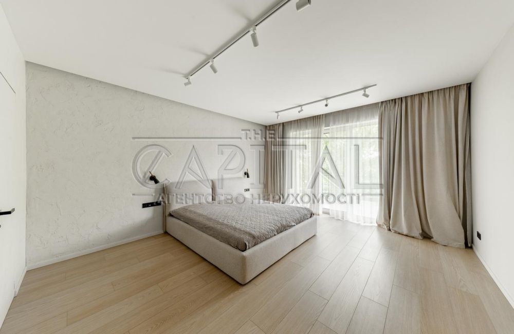 Аренда дома 220 м², 6 комнат, Голосеево, рядом с парком