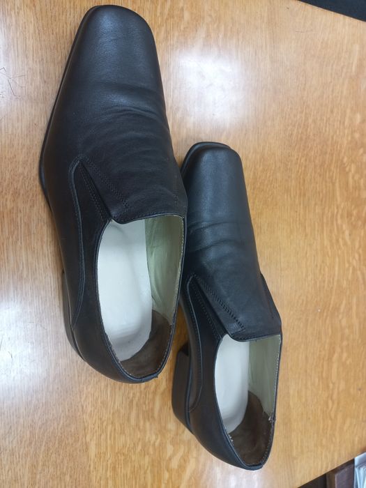 Чоловічі туфлі 41 розмір,шкіряні