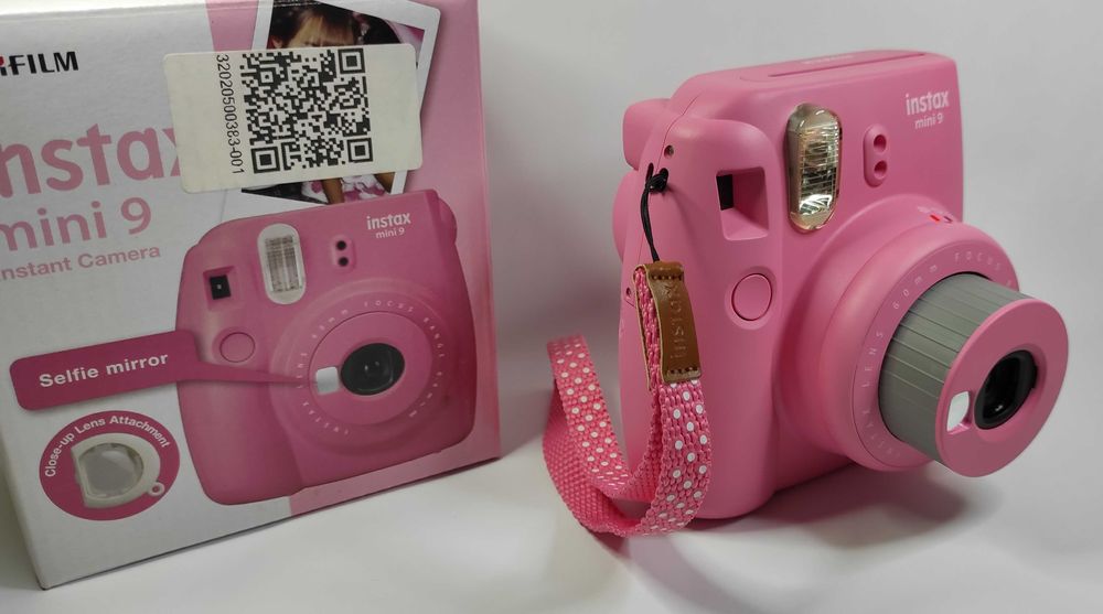 Fujifilm Instax Mini 9 Instant Camera
