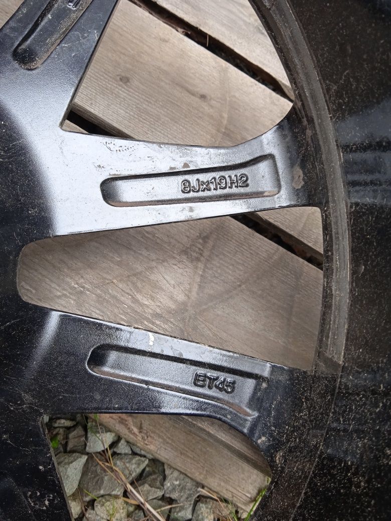 Felga aluminiowa Cupra 8J 19 5x112 ET45 Pojedyncza