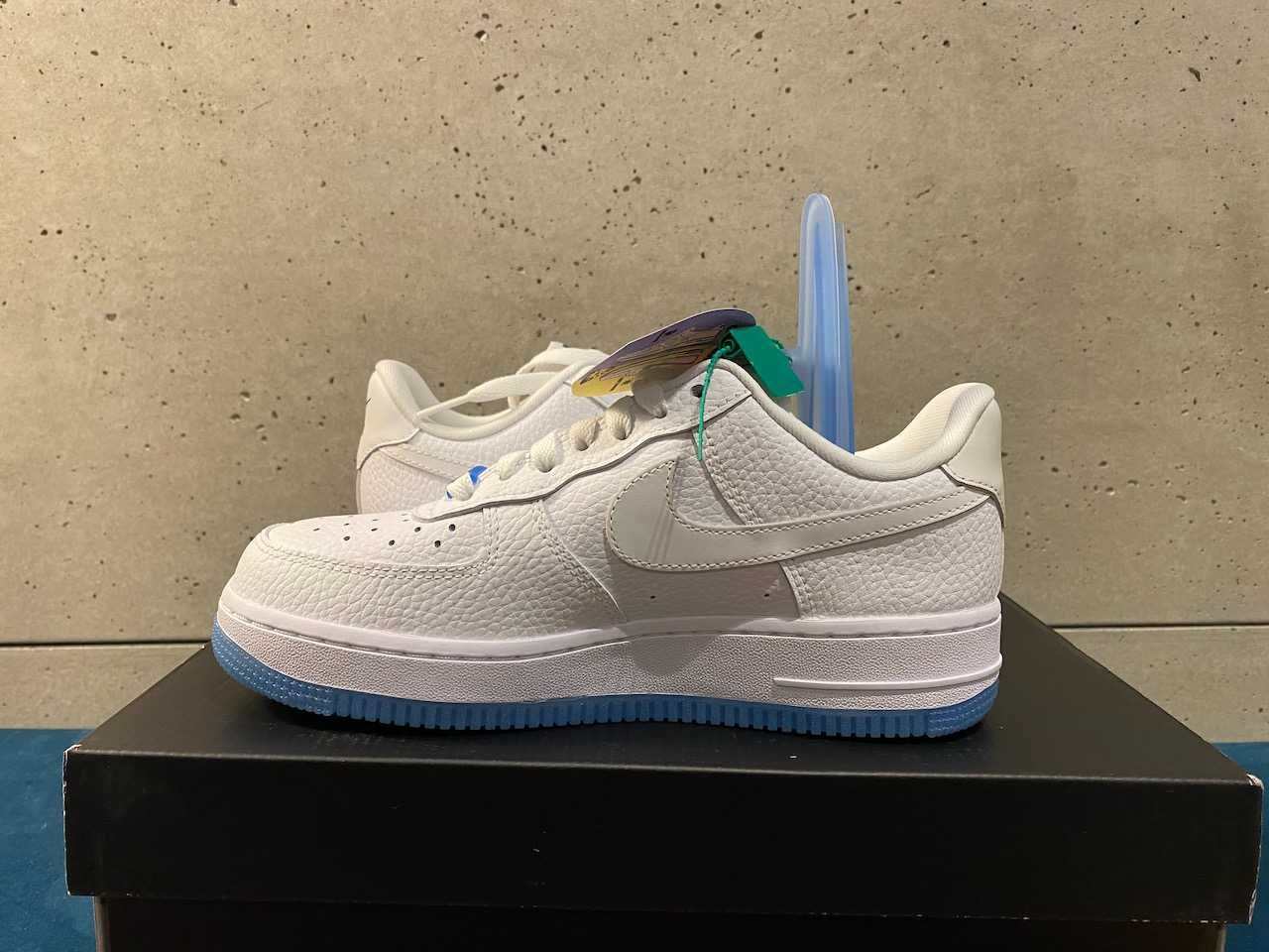 Nike Air Force 1 UV Reactive Swoosh 36.5