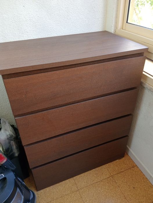 Cómoda IKEA Malm 4 gavetas