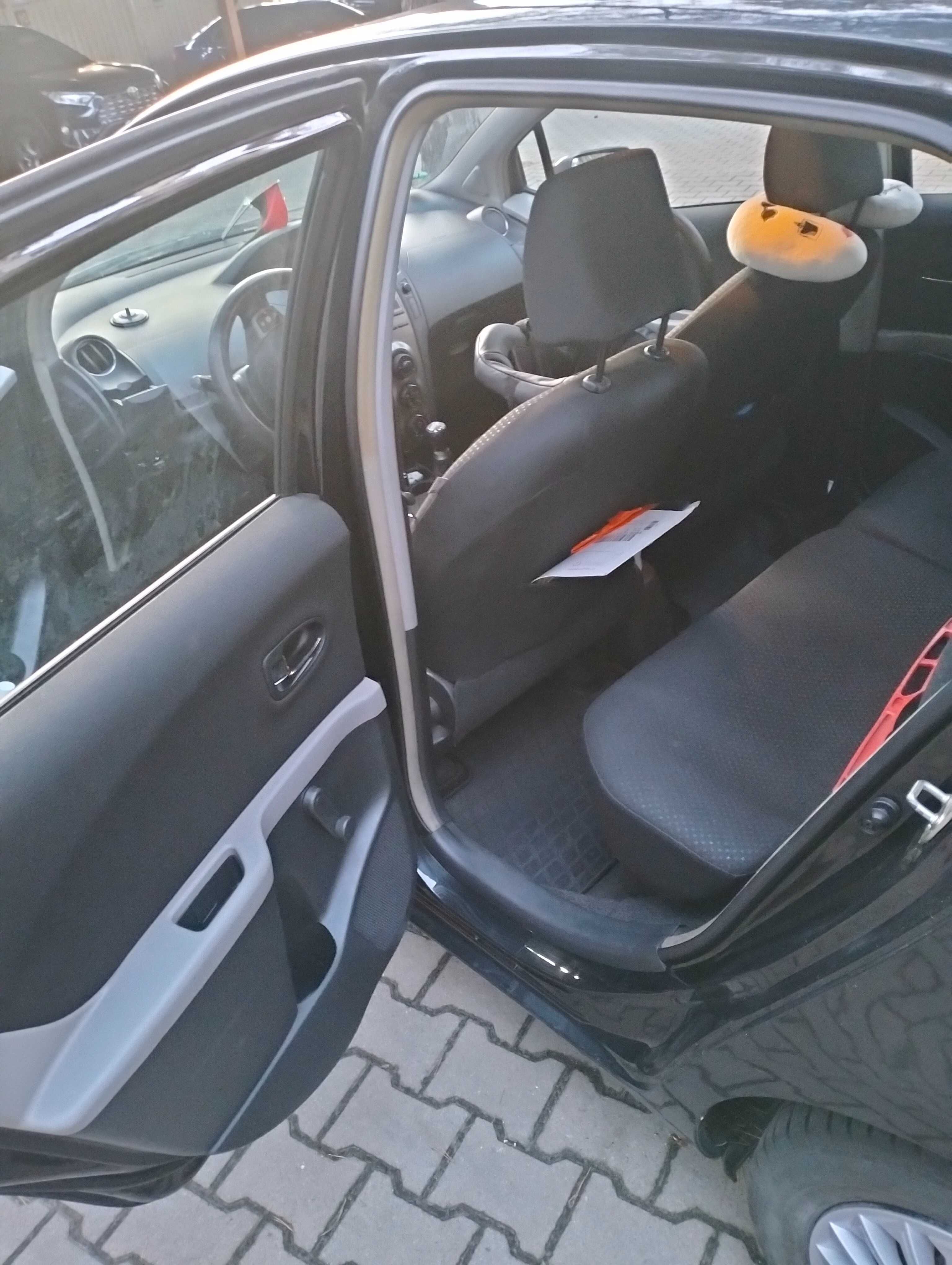 Продаж авто Toyota Yaris авто в хорошому стані
