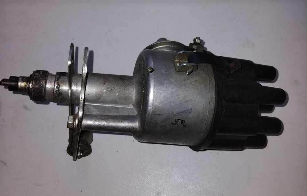 Трамблер розподілювач запалювання р-137