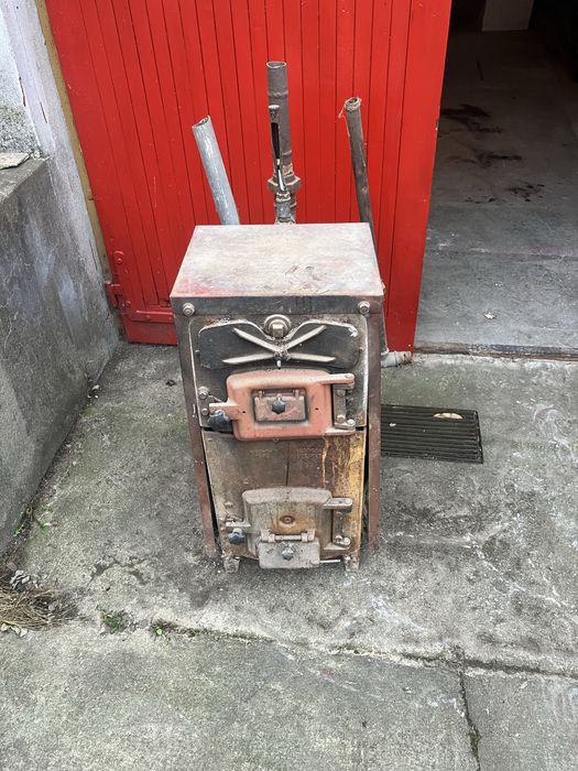 Stary kociol kamino 210kg masy zlom