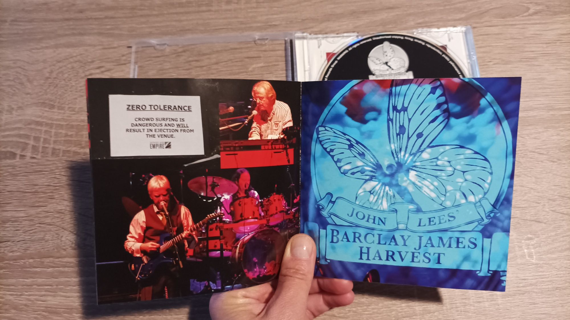 CD koncert "Legacy" Live atThe Shepherd's Bush Empire London 2006