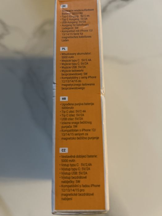 Powerbank bezprzewodowy biały lub czarny magsafe  5000mAh Denver