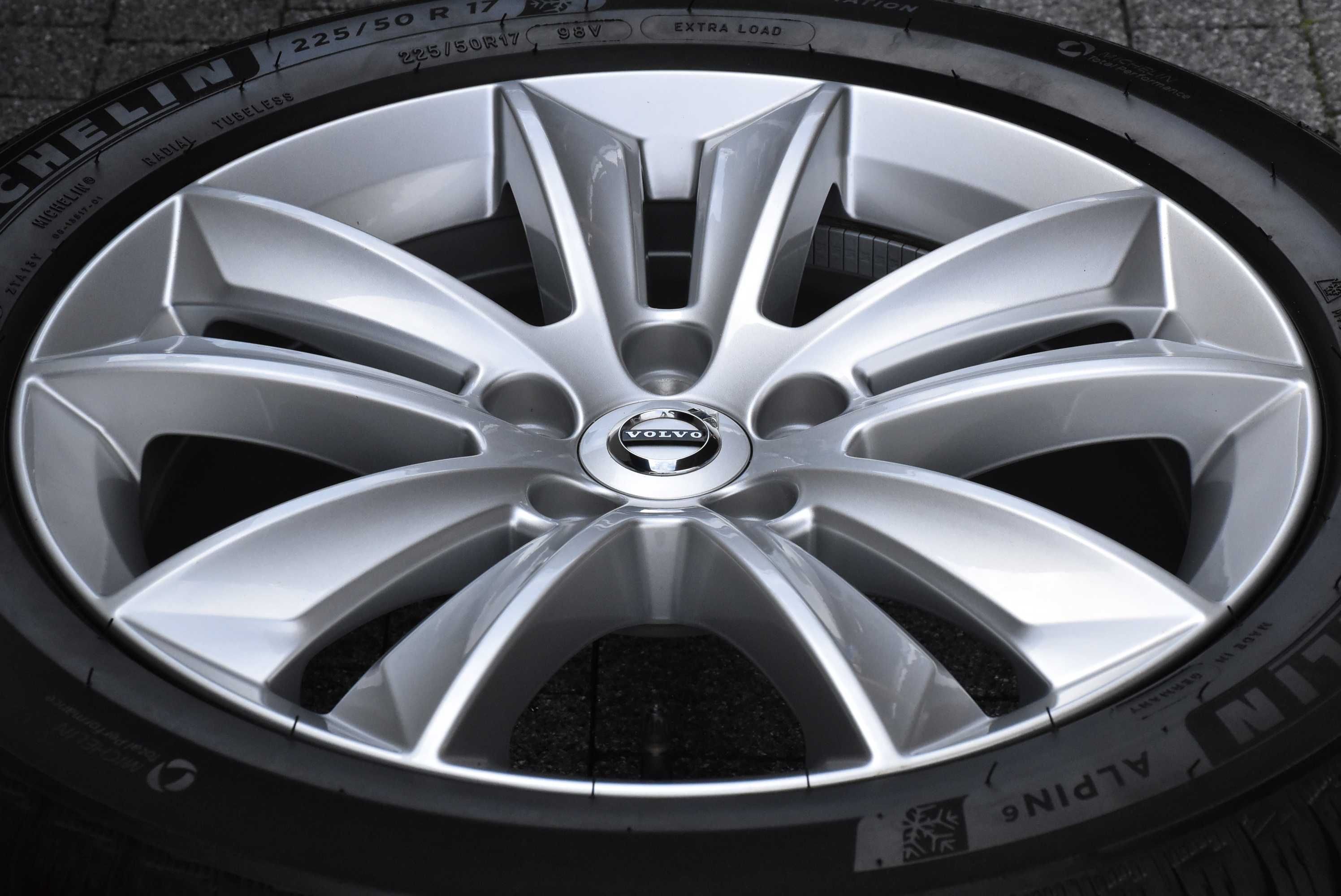 Koła zimowe OEM VOLVO S60 V60 17" Michelin 8mm 2023r