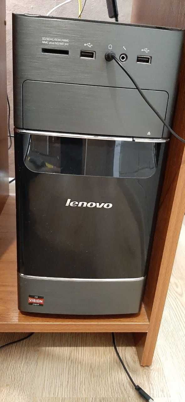 Стаціонарний ПК Samsung, Lenovo