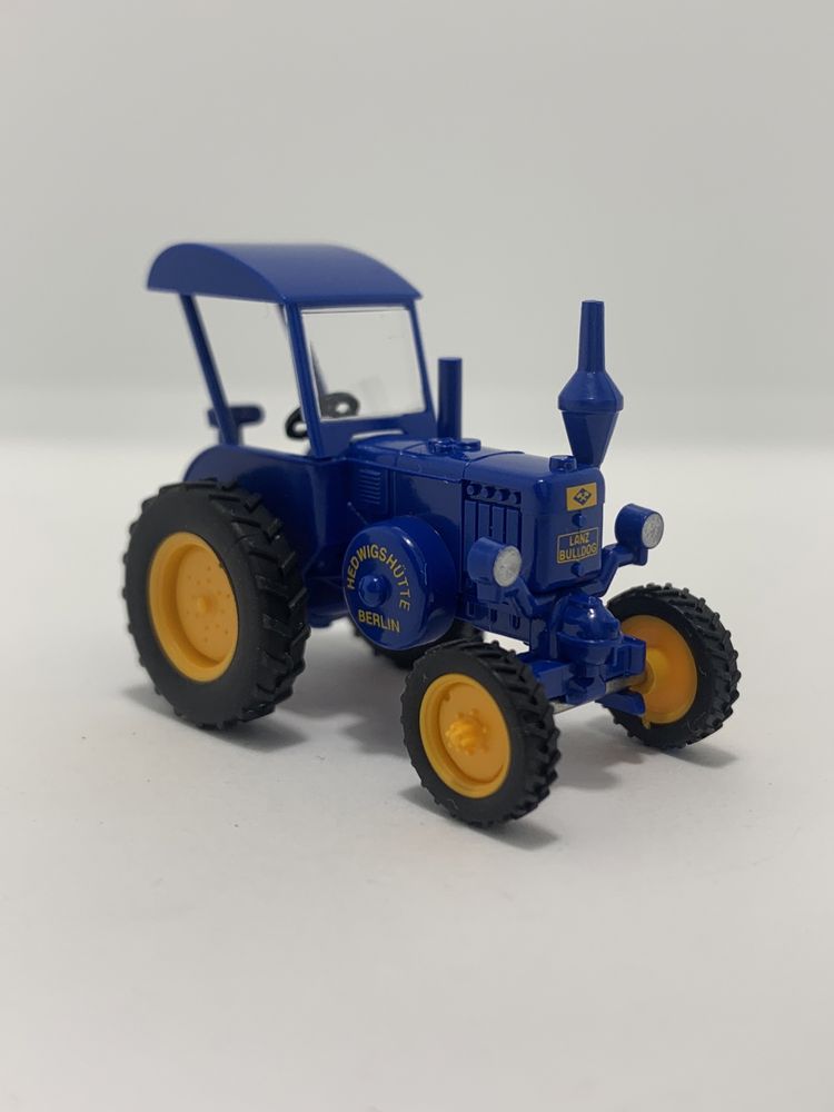 Tractor Lanz Bulldog da Wiking escala 1/87