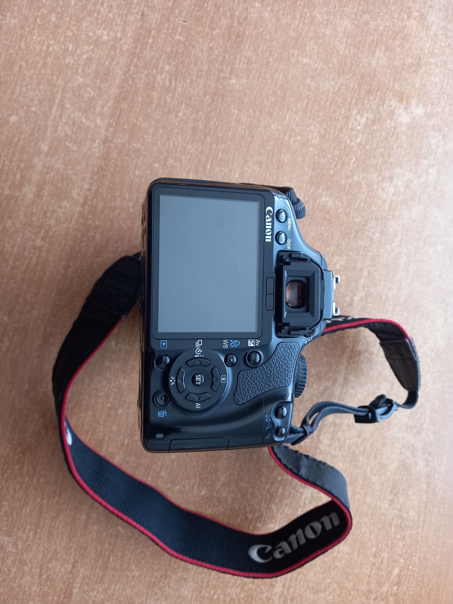 Продам фотоаппарат 450D