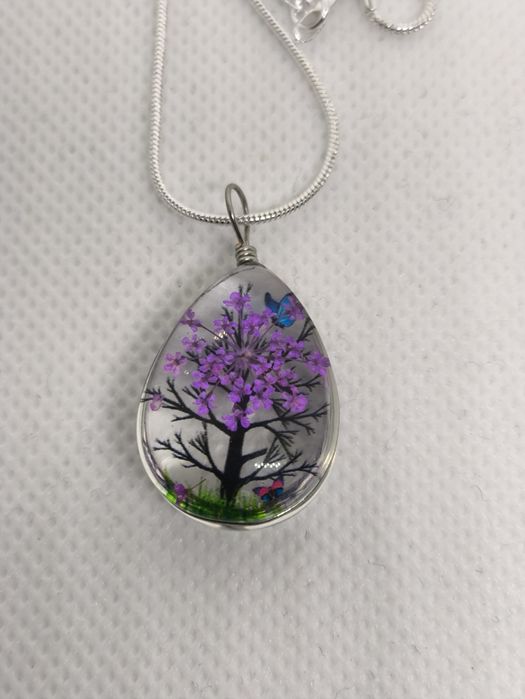 Łańcuszek posrebrzany z wisiorkiem