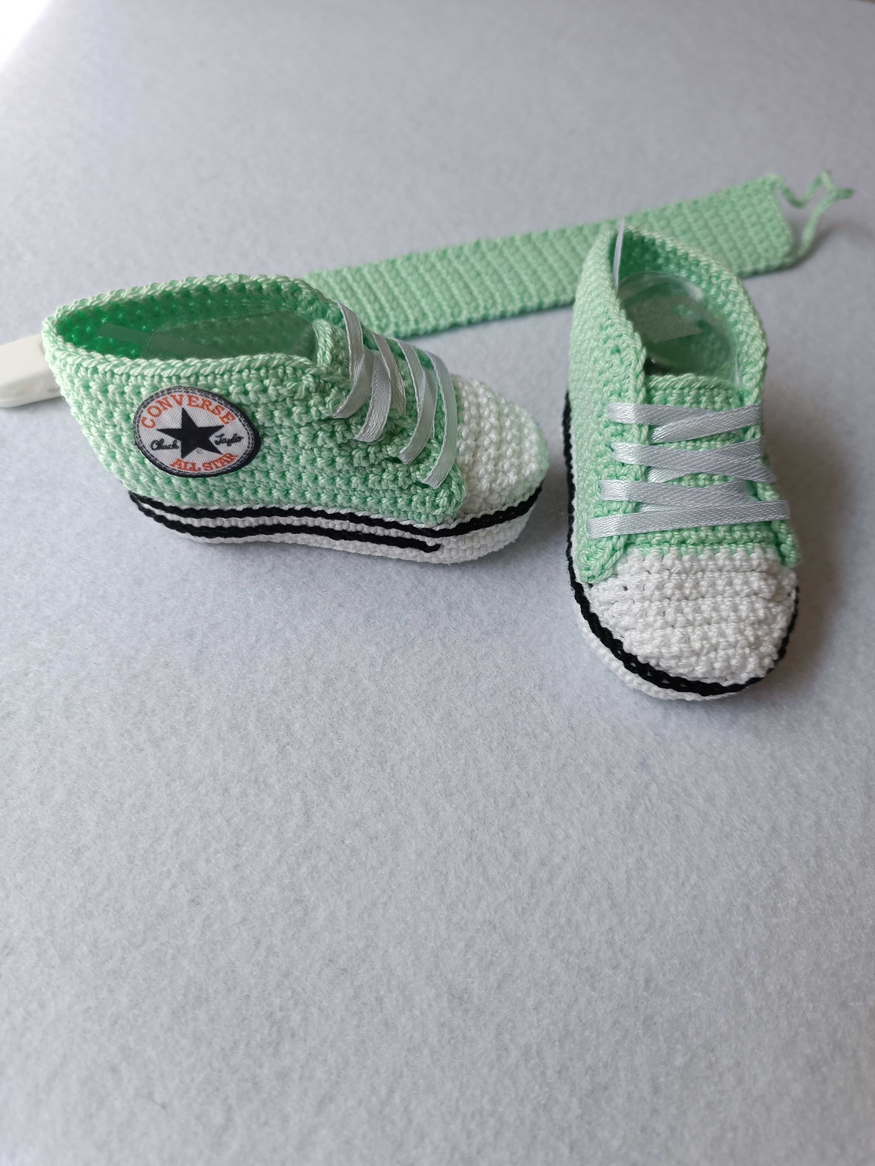 Sapatilha tipo all star para bebê