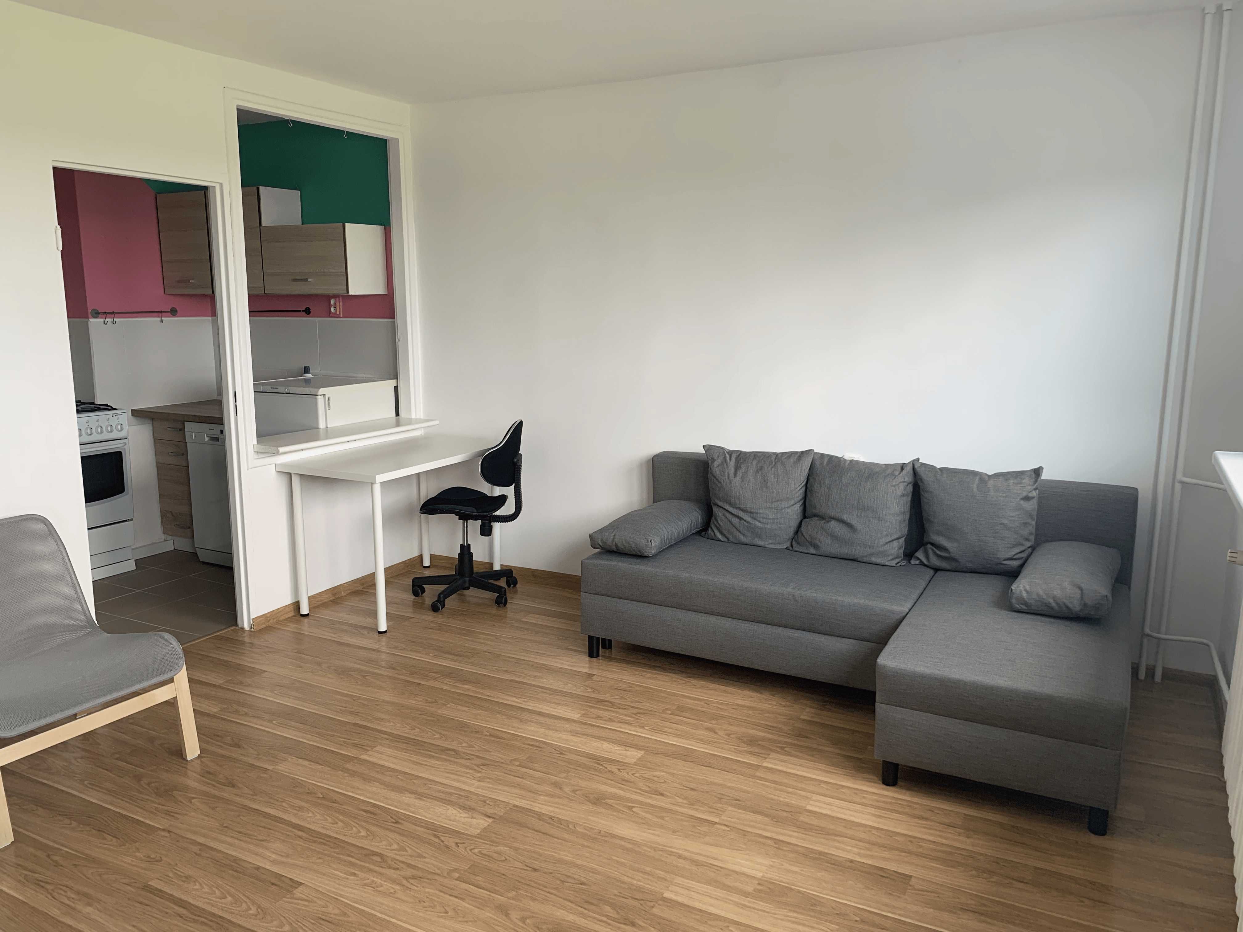 ZAREZERWOWANE - umeblowana kawalerka z widokiem na Odrę, 30 m²