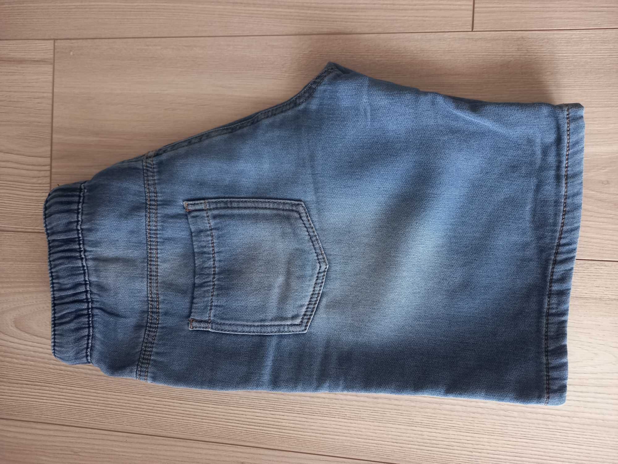 Spodenki krótkie chłopięce jeansy, rozmiar 152 cm.