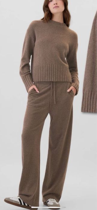 Костюм жіночий трикотажний Gap