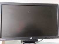 Monitores HP e Dell