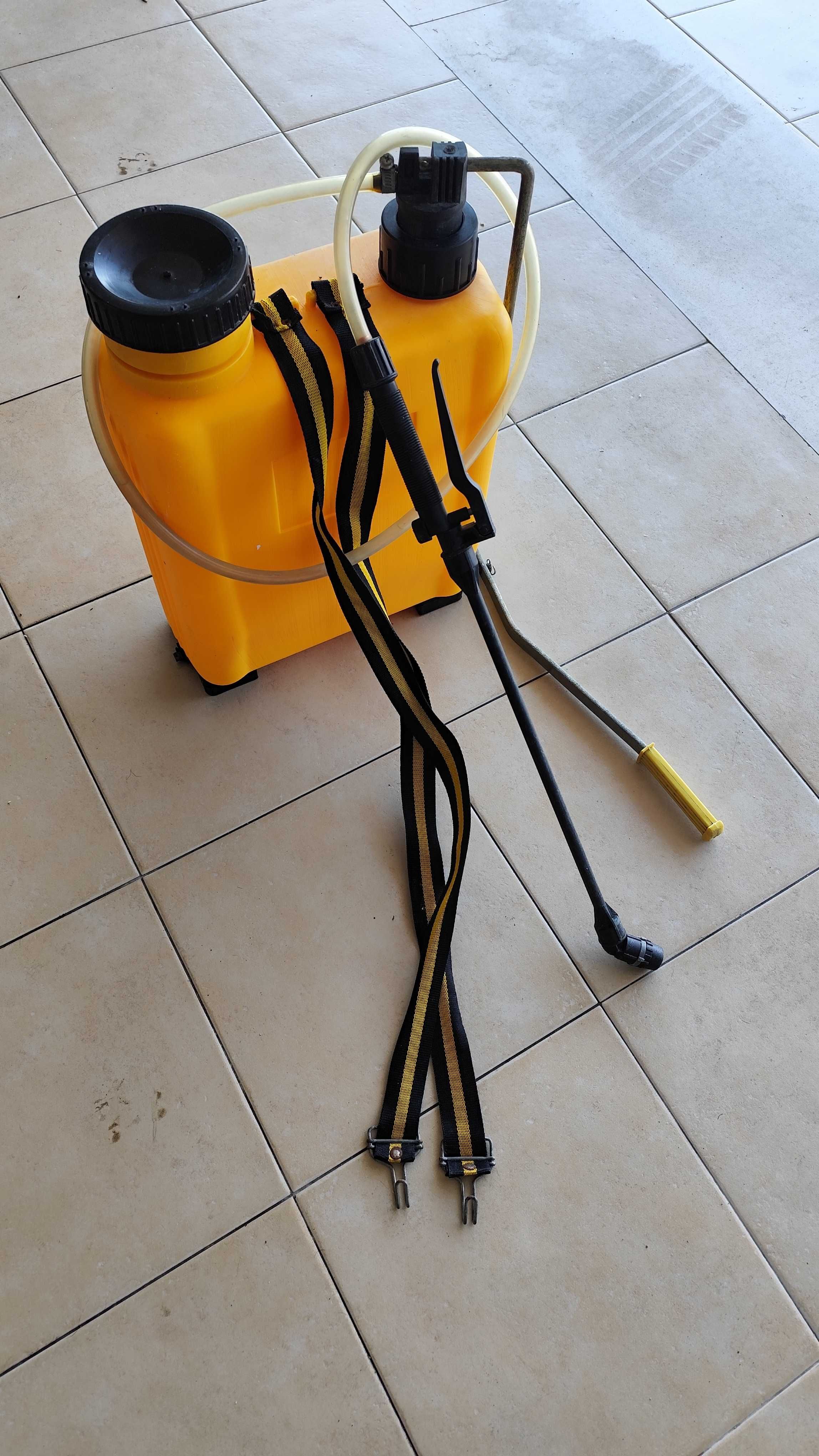 Pulverizador manual (2) LENA 20lts