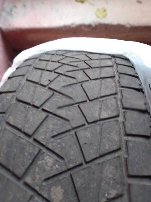 Продам автошины Bridgestone blizzak
