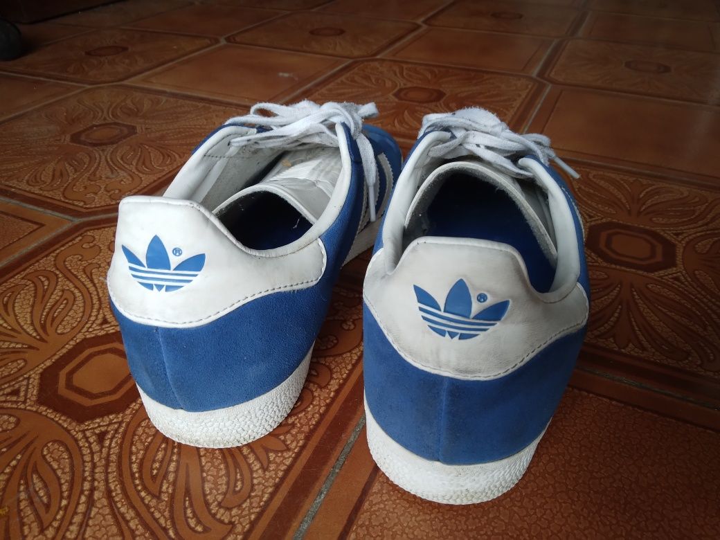 Ténis adidas CAZELLE azul n42