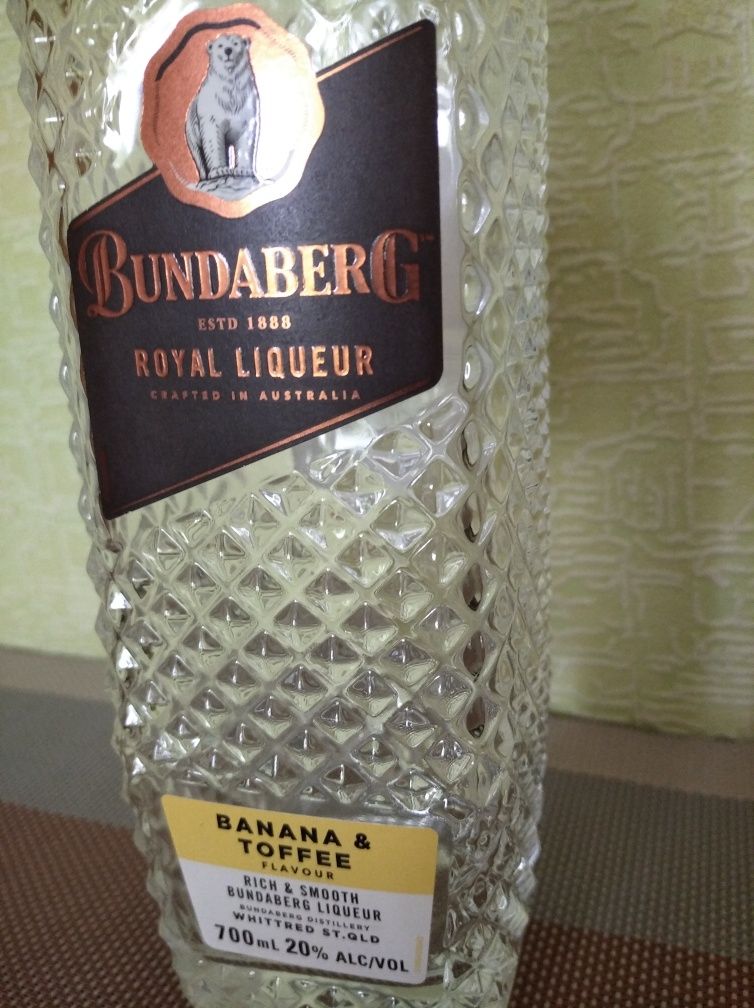 Пустая бутылка BUNDABERG Австралия,стекло,бутыль,банка