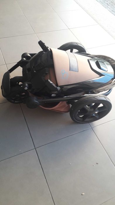 Carrinho de bebé