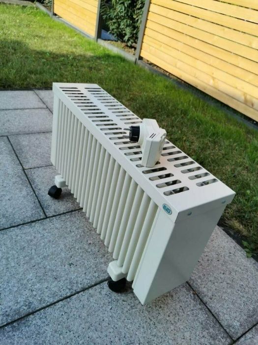 Tanie ogrzewanie grzejnik 230Vnie piec,pompa ciepla,domek,klimatyzator