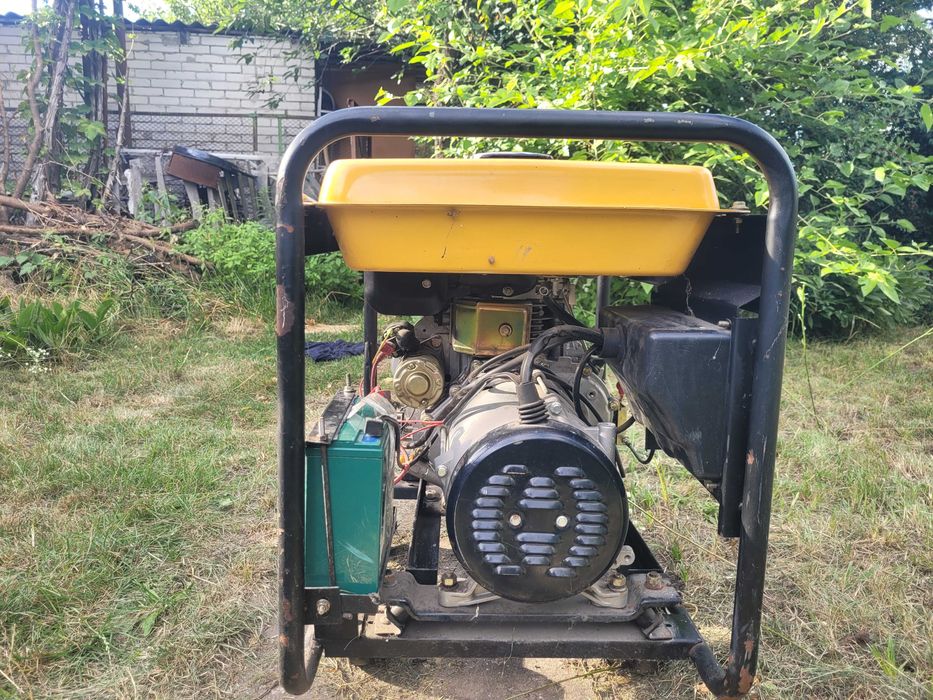 Дизельный генератор Forte FGD6500E 4,5 кВт б/у