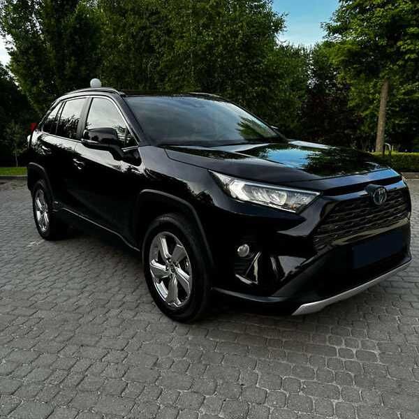 Toyota RAV4 XLE Premium 2021